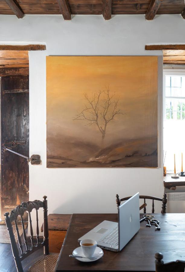 The 1813 Painter'S Villa By Neuvel Galaxídhion Esterno foto